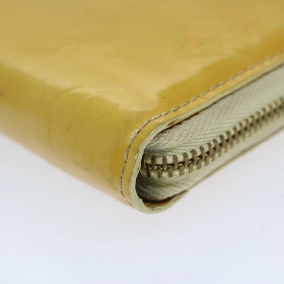 LOUIS VUITTON Monogram Vernis Bloom Wallet Beige M91015 LV Auth 69155 - Picture 3 of 15